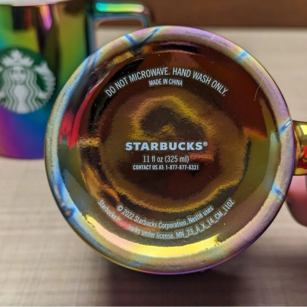 Starbucks set rainbow